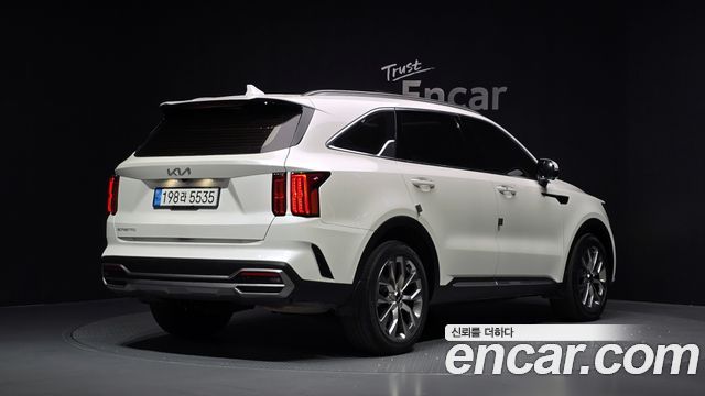 Kia Sorento 2023 — photo 2