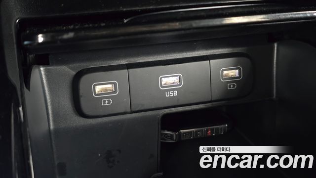 Kia Sorento 2023 — photo 19