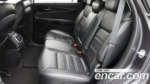 Kia Sorento 2015 — photo 10