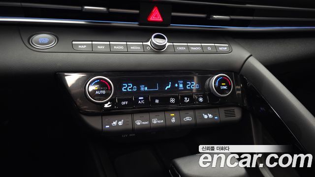 Hyundai AVANTE 2024 — photo 24