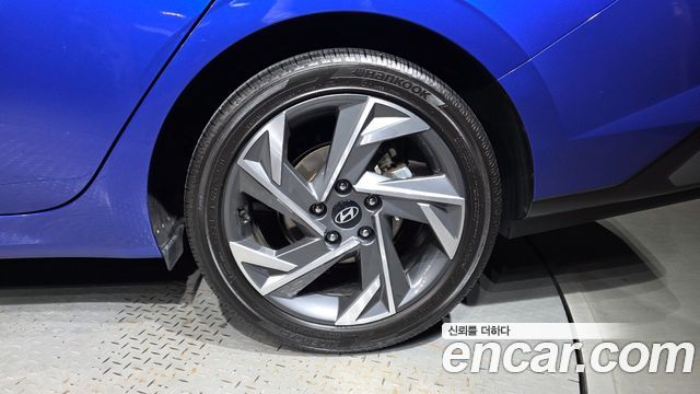 Hyundai AVANTE 2024 — photo 7