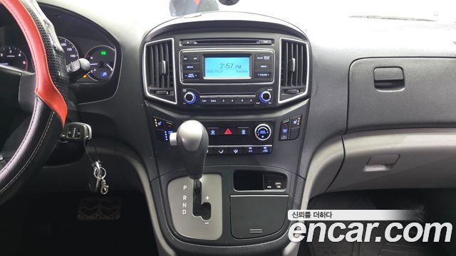 Hyundai Starex 2018 — photo 21