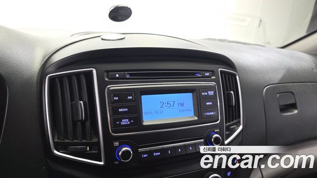 Hyundai Starex 2018 — photo 22