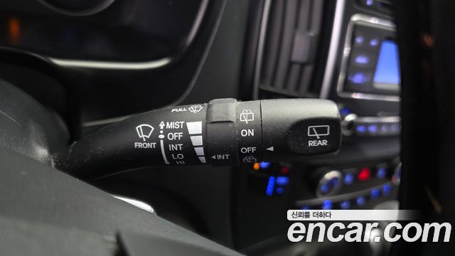 Hyundai Starex 2018 — photo 25