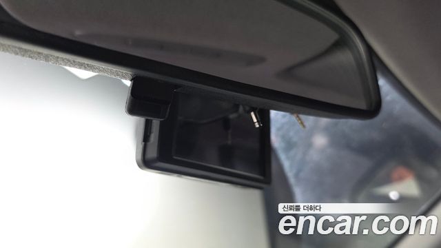 Hyundai Starex 2018 — photo 27