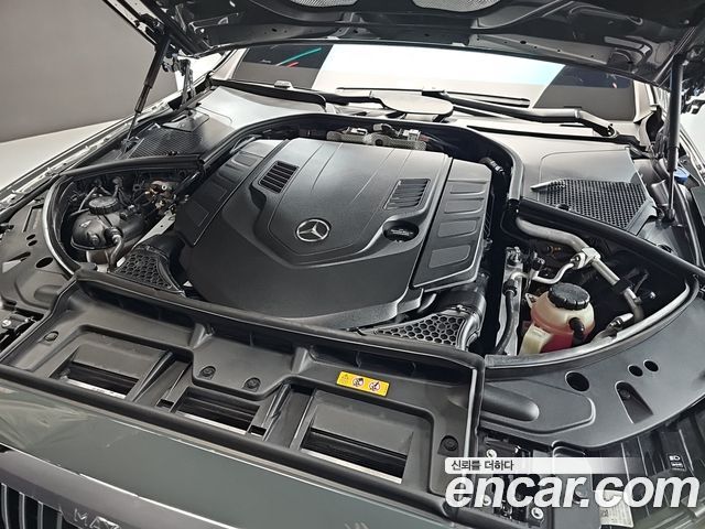 Mercedes-Benz S-Class 2024 — photo 6