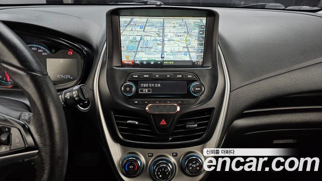Chevrolet Korea Spark 2016 — photo 14