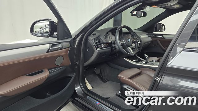 BMW X4 2016 — photo 10