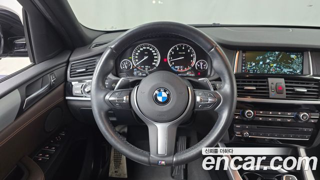 BMW X4 2016 — photo 13