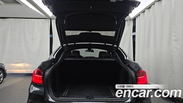 BMW X4 2016 — photo 20