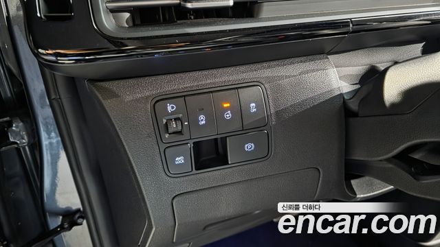 Hyundai Staria 2024 — photo 14