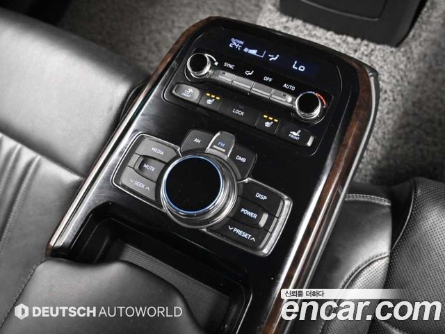 Genesis EQ900 2016 — photo 16
