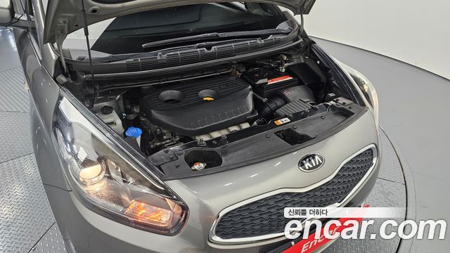 Kia Carens 2016 — photo 6