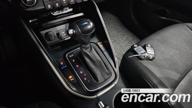 Kia Carens 2016 — photo 12