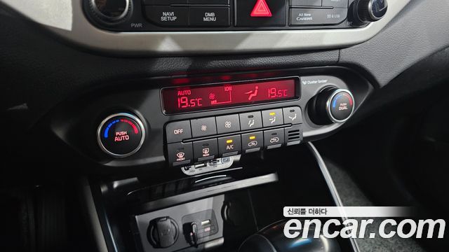 Kia Carens 2016 — photo 24