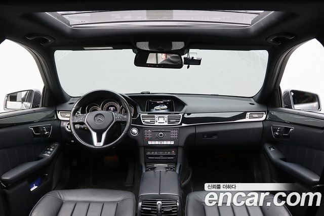 Mercedes-Benz E-Class 2016 — photo 5