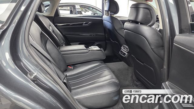 Genesis G80 2021 — photo 17