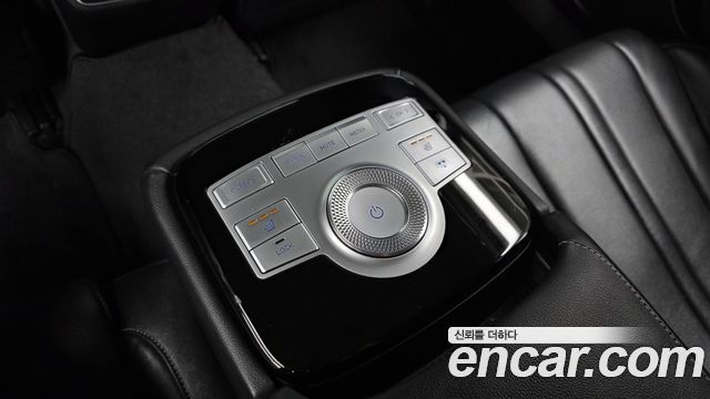 Genesis G80 2021 — photo 24