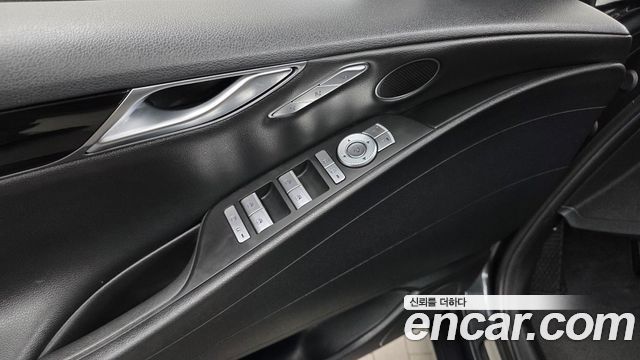 Genesis G80 2021 — photo 28
