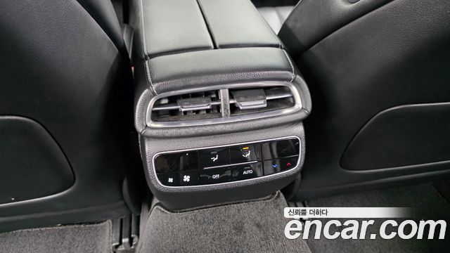 Genesis G80 2021 — photo 32