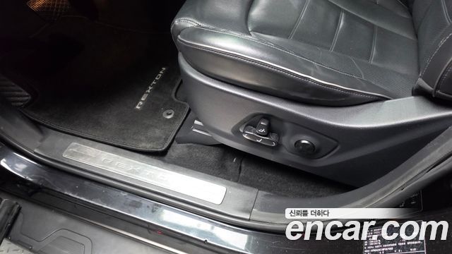 KG Mobility Rexton 2021 — photo 32
