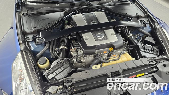 Nissan 370Z 2016 — photo 6