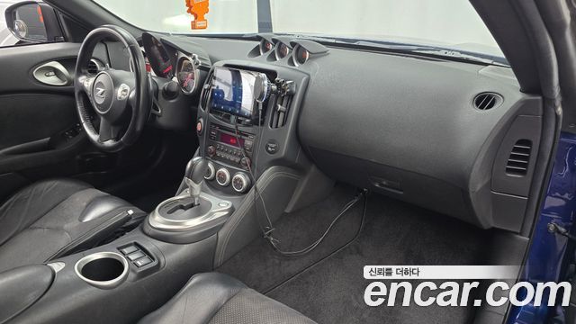 Nissan 370Z 2016 — photo 7