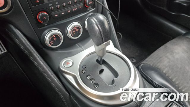 Nissan 370Z 2016 — photo 9