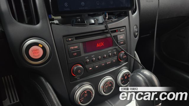 Nissan 370Z 2016 — photo 15