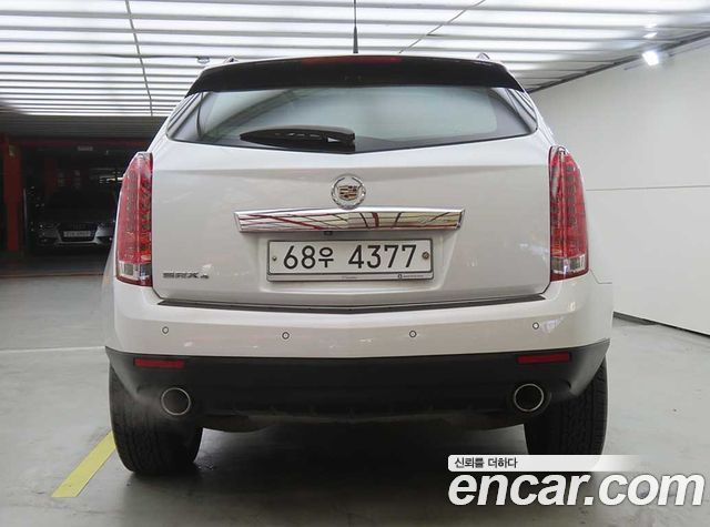 Cadillac SRX 2015 — photo 3
