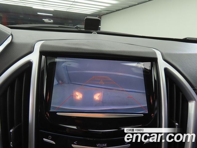 Cadillac SRX 2015 — photo 14