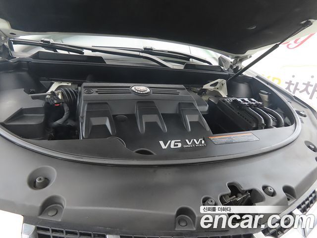 Cadillac SRX 2015 — photo 19