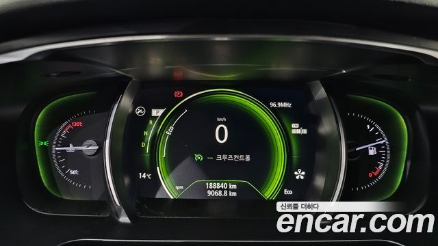 Renault Korea SM6 2016 — photo 8