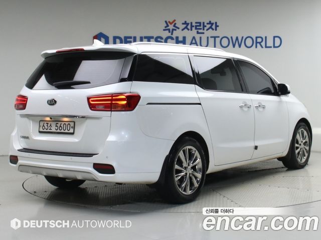 Kia Canival 2019 — photo 2