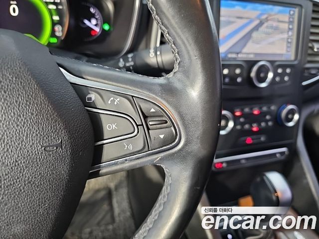 Renault Korea SM6 2019 — photo 16