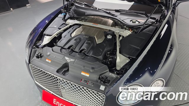 Bentley Continental 2020 — photo 6