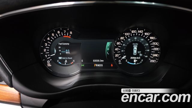 Lincoln MKC 2015 — photo 8
