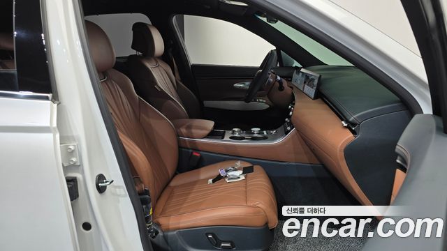 Genesis GV70 2025 — photo 16