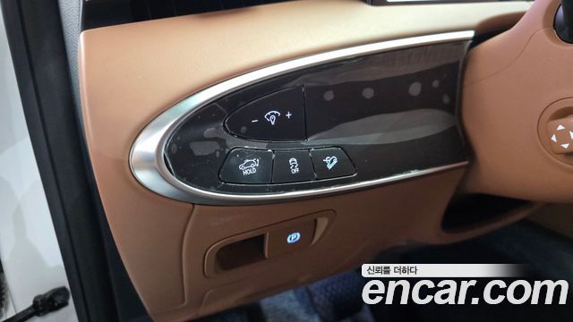 Genesis GV70 2025 — photo 30