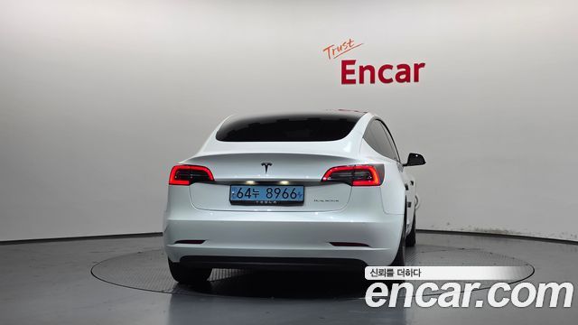 Tesla Model 3 2022 — photo 4