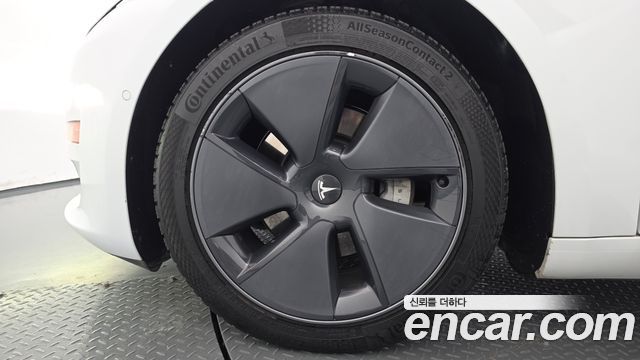Tesla Model 3 2022 — photo 5