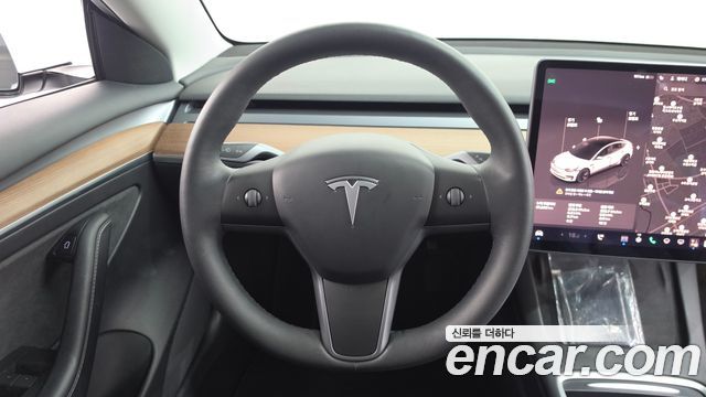 Tesla Model 3 2022 — photo 18