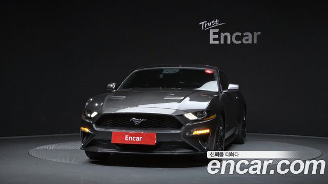 Ford Mustang 2019 — photo 3