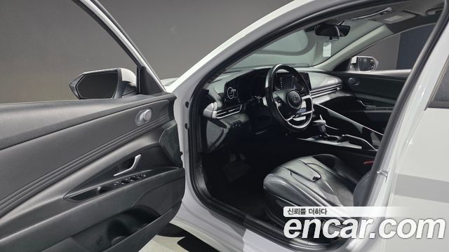 Hyundai AVANTE 2021 — photo 10
