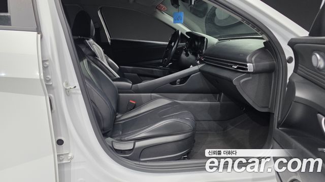Hyundai AVANTE 2021 — photo 11