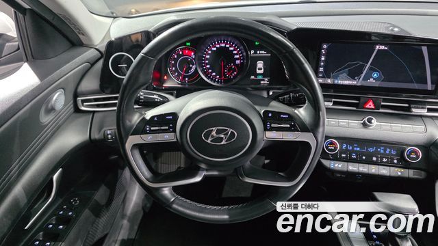 Hyundai AVANTE 2021 — photo 13