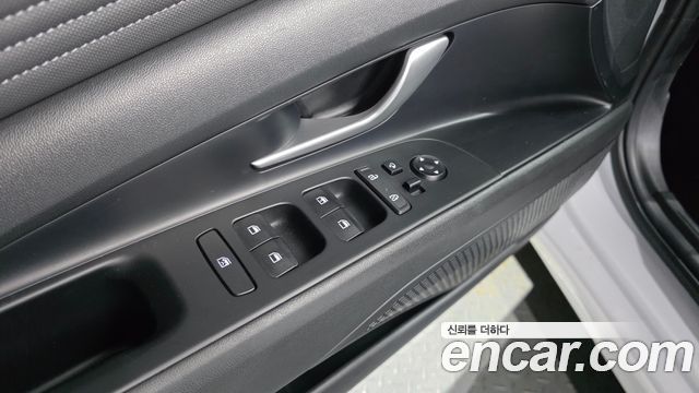 Hyundai AVANTE 2021 — photo 14
