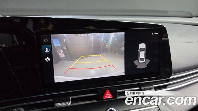 Hyundai AVANTE 2021 — photo 17