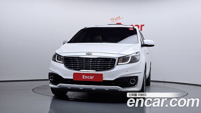 Kia Canival 2015 — photo 3