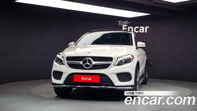 Mercedes-Benz GLE-Class 2018 — photo 3